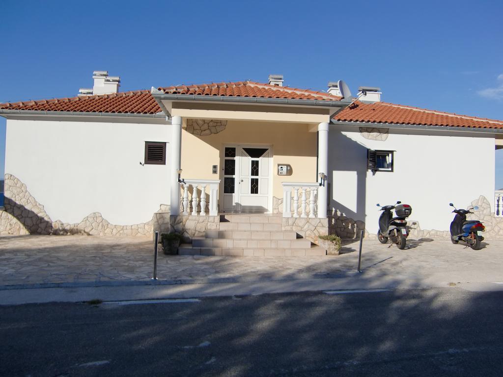 Apartment Iz
