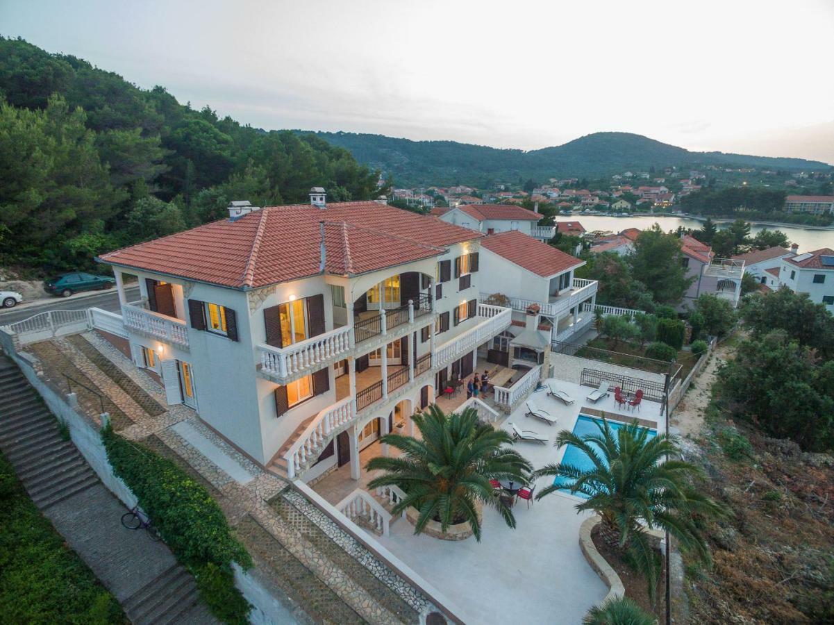 Apartment Iz Veli Iz