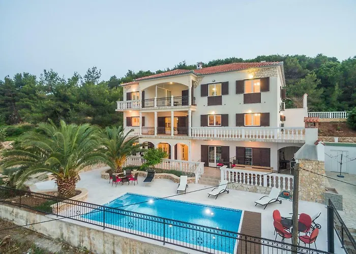 Villa Iz