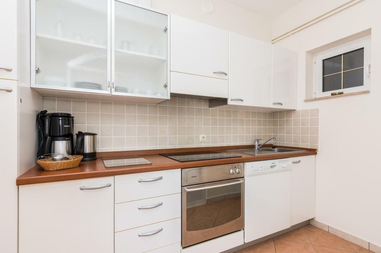 Iz Apartment