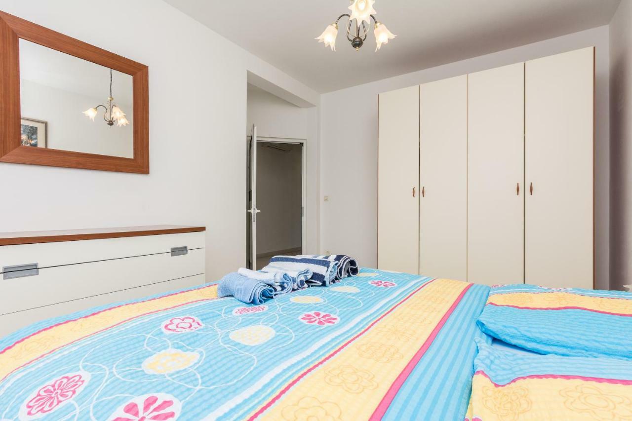 Iz Apartment